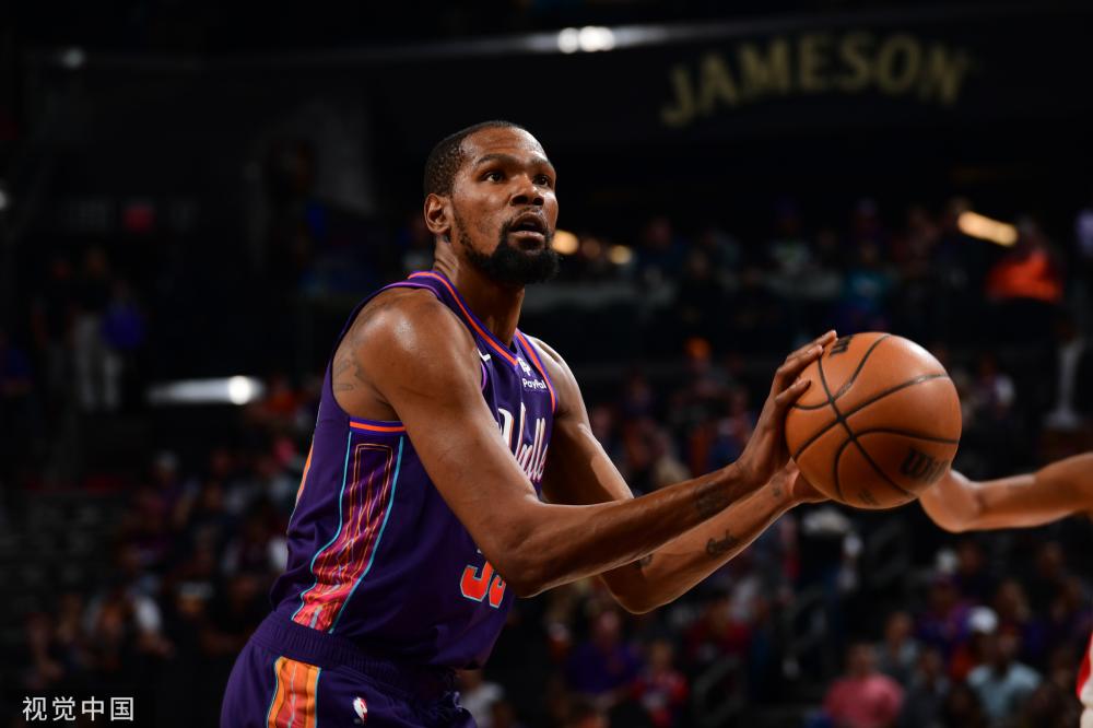 她通过持续 她通过持续